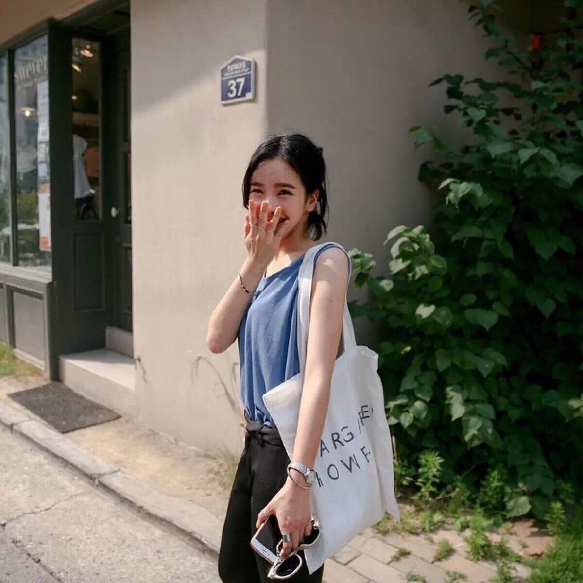高荷惠（身份：会津女医生、曾被武田观柳禁锢制鸦片） - 手机端流畅在线观看 - 电脑视频